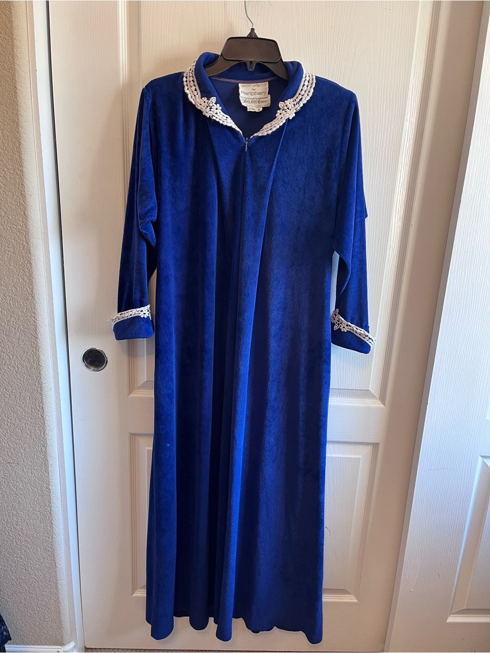 Vintage Saks Fifth Avenue Royal Blue Velour Robe Lace Collar Long Gown Small